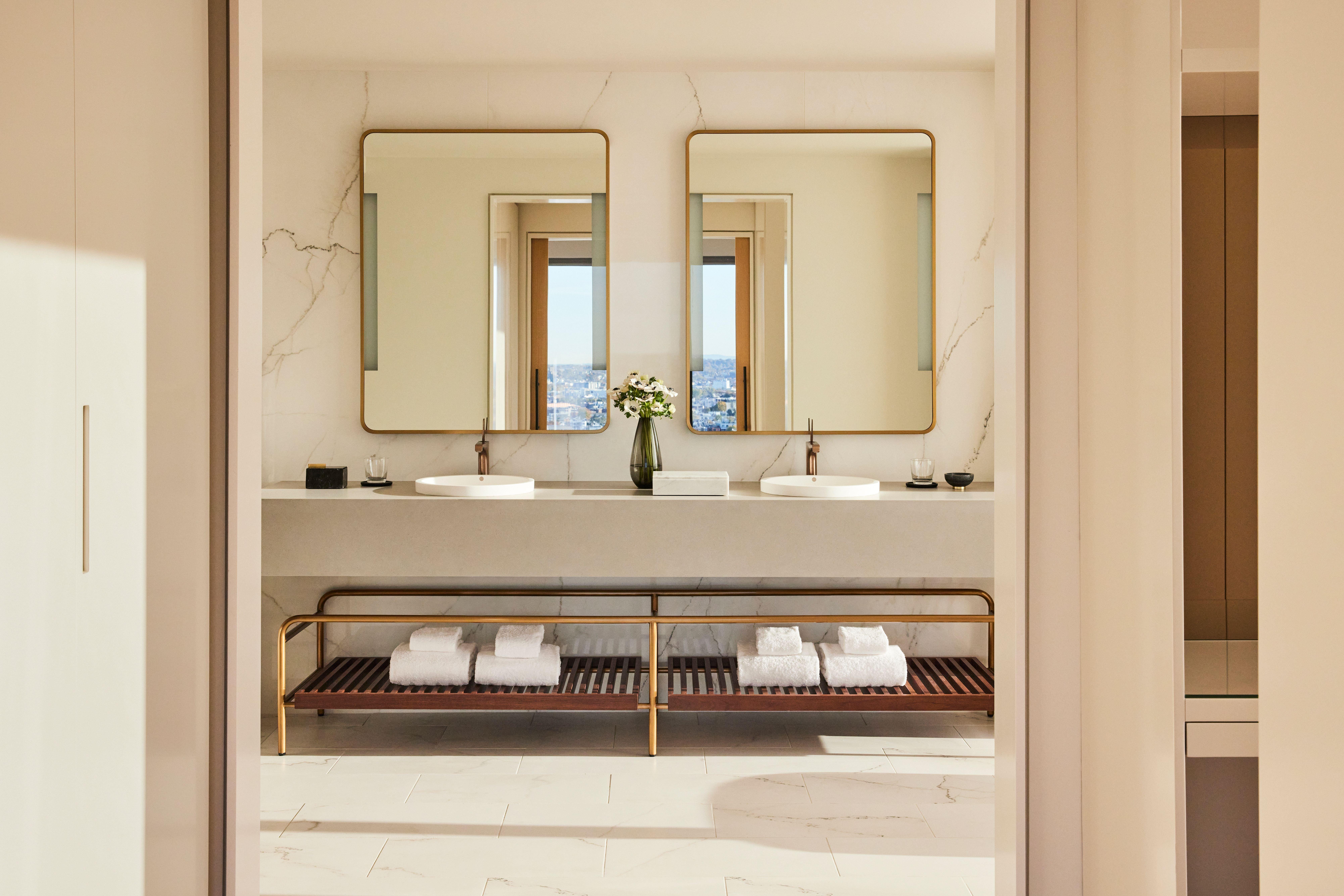 Omni Boston Hotel At The Seaport Bagian luar foto